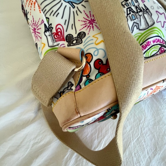 Disney Dooney & Bourke Sketch Backpack *Castle* - Picture 4 of 15